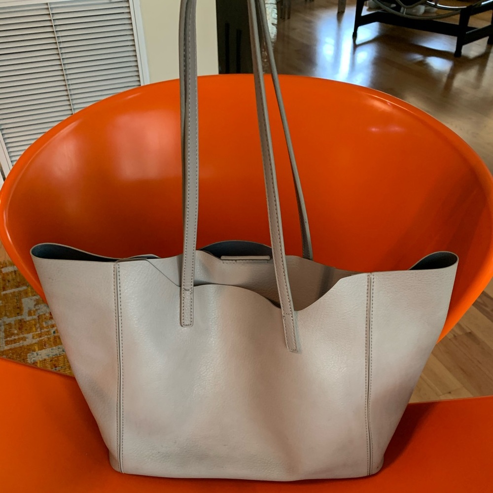 Tote